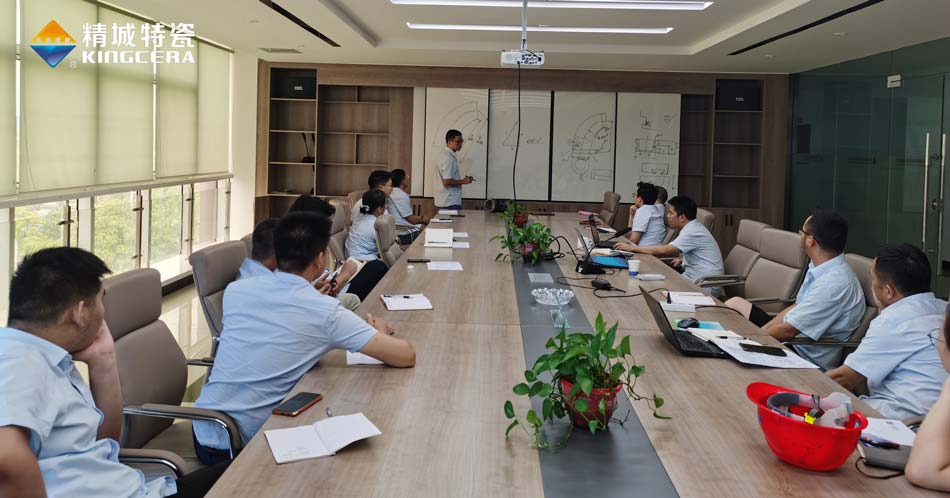 强化专业手艺，提高效劳水平  营销部开展营业手艺培训