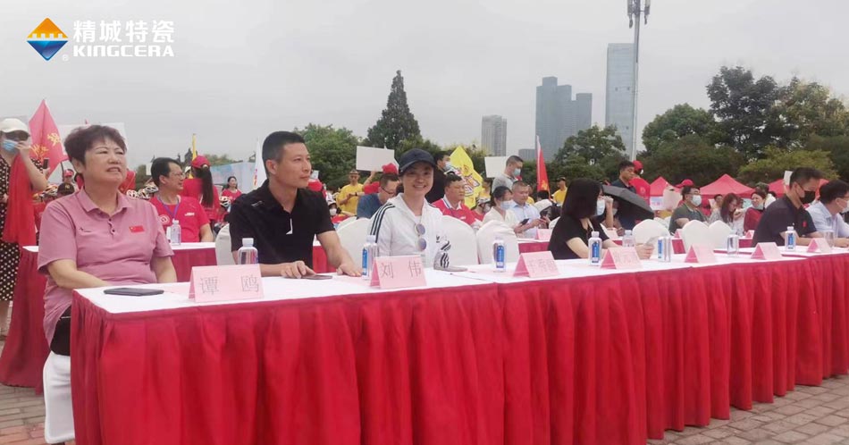 yp街机特瓷赞助并出席轮椅马拉松赛